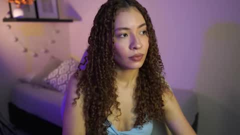 Snapshot of isa_____ chatting on 02-20-26, 01:24 isa_____ online show from 02-20-26, 01:24