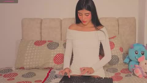 Snapshot of isa_dolly chatting on 03-14-26, 11:54 Isa Dolly online show from 03-14-26, 11:54