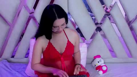 Isa online show from 03-26-26, 02:39