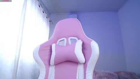 Isabella  online show from 02-21-25, 03:54