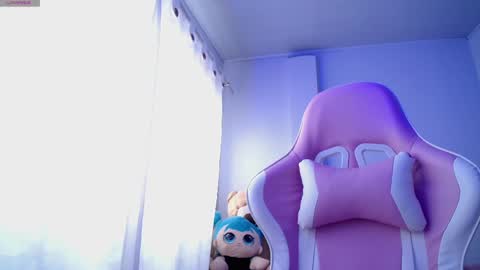 Isabella  online show from 02-22-25, 04:30