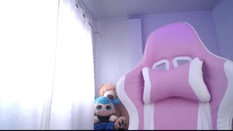 Isabella  online show from 02-25-25, 04:10