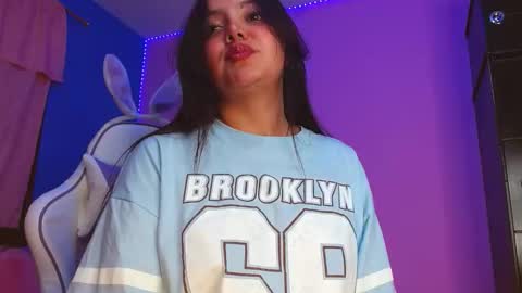 isa_jones1 online show from 12-05-25, 02:42