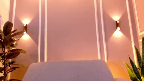 Isabella online show from 04-27-26, 12:14