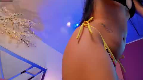 Snapshot of isa_rouse__ chatting on 09-20-25, 04:08 ISA ROUSE online show from 09-20-25, 04:08