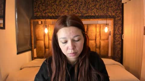  I S A  online show from 12-21-25, 12:12