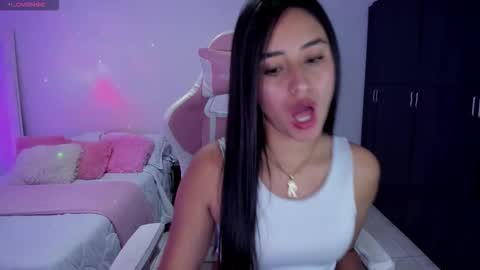 Snapshot of isaa_diamond chatting on 01-14-26, 09:20 isaa_diamond online show from 01-14-26, 09:20