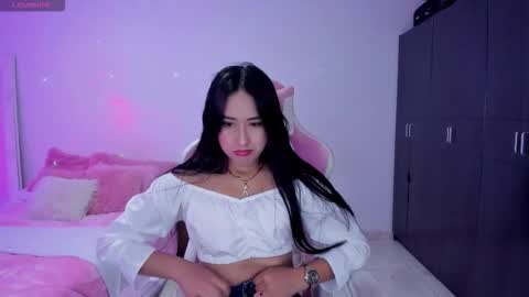 Snapshot of isaa_diamond chatting on 02-15-26, 03:25 isaa_diamond online show from 02-15-26, 03:25