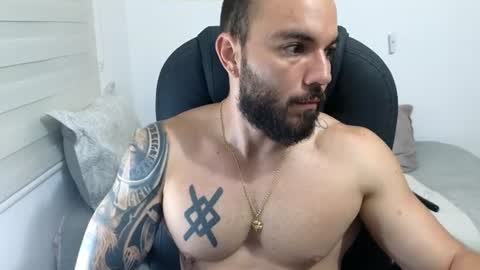 Snapshot of isaac_carter chatting on 06-12-26, 10:58 Isaac carter online show from 06-12-26, 10:58