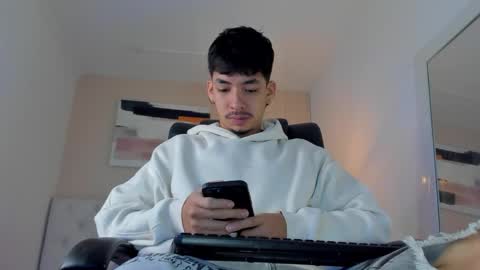 isaac_cryston online show from 12-20-25, 07:32