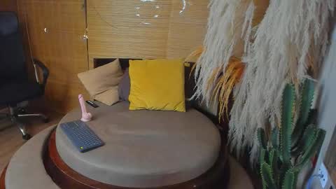 isaac_grimm online show from 11-27-25, 04:47