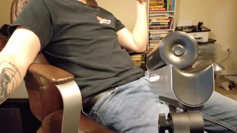 Snapshot of isaac_sheffield chatting on 01-18-25, 08:10 isaac online show from 01-18-25, 08:10