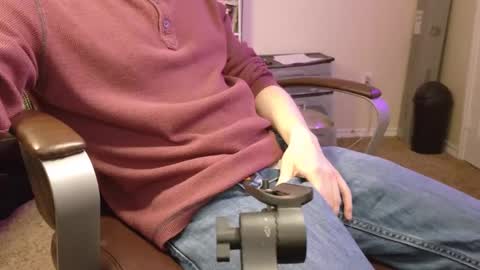 Snapshot of isaac_sheffield chatting on 02-03-25, 10:03 isaac online show from 02-03-25, 10:03