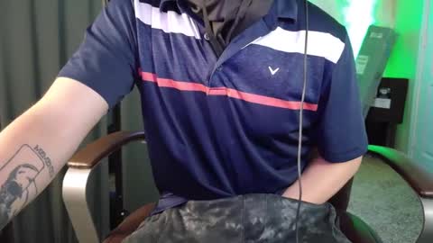 Snapshot of isaac_sheffield chatting on 09-12-25, 12:05 isaac online show from 09-12-25, 12:05
