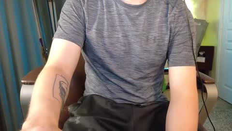 Snapshot of isaac_sheffield chatting on 09-17-25, 10:55 isaac online show from 09-17-25, 10:55
