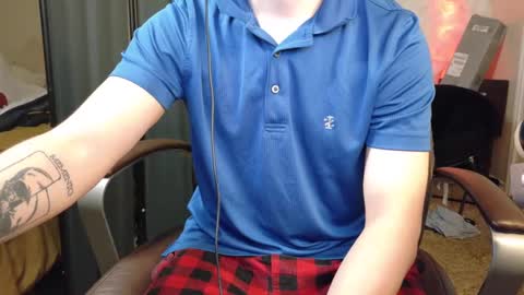 Snapshot of isaac_sheffield chatting on 10-04-25, 10:35 isaac online show from 10-04-25, 10:35