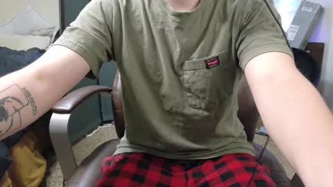 Snapshot of isaac_sheffield chatting on 10-05-25, 02:32 isaac online show from 10-05-25, 02:32