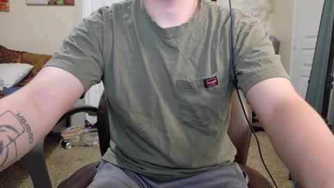 Snapshot of isaac_sheffield chatting on 10-16-25, 02:01 isaac online show from 10-16-25, 02:01