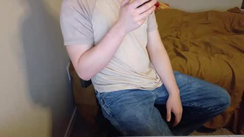 isaac online show from 11-25-25, 03:01