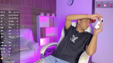 Snapshot of isaacblack_ chatting on 09-16-25, 04:46 IsaacBlack online show from 09-16-25, 04:46