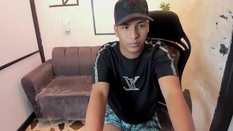 Snapshot of isaacblack_ chatting on 09-27-25, 06:07 IsaacBlack online show from 09-27-25, 06:07