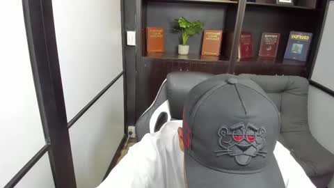 Snapshot of isaacblack_ chatting on 10-17-25, 05:54 IsaacBlack online show from 10-17-25, 05:54