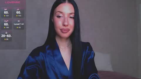 Bella online show from 09-29-25, 12:43