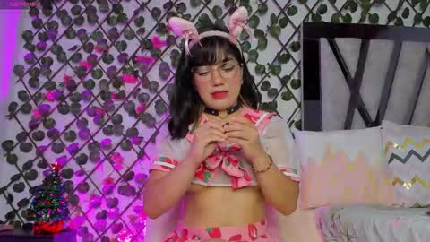 Snapshot of isabel_jamess chatting on 11-30-25, 06:12 Isa online show from 11-30-25, 06:12