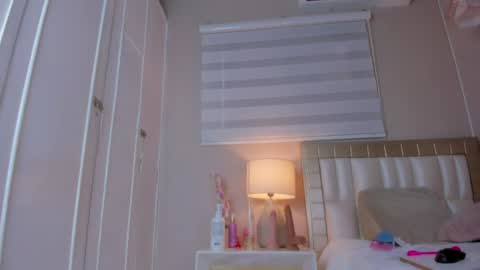 isabela__x online show from 07-28-26, 04:39