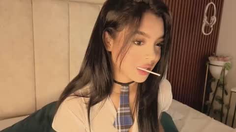 isabela  online show from 03-07-26, 11:29