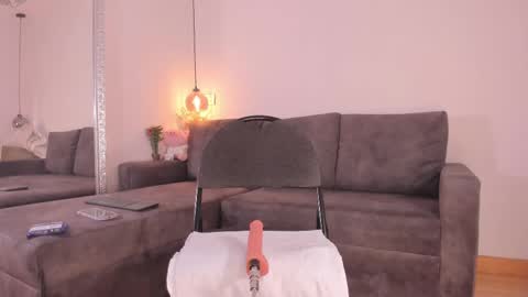 Isabela online show from 09-23-25, 12:08