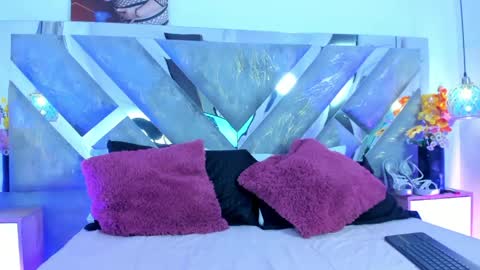 Mommy Isa online show from 04-28-26, 02:00