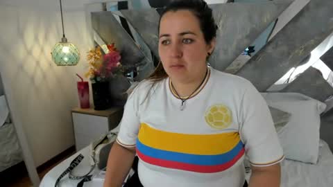 Mommy Isa online show from 07-07-26, 12:31
