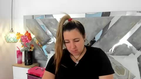 Mommy Isa online show from 07-08-26, 12:42