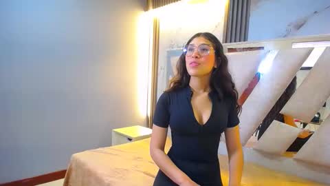 Snapshot of isabelabluecf chatting on 12-04-25, 01:20 isabelabluecf online show from 12-04-25, 01:20