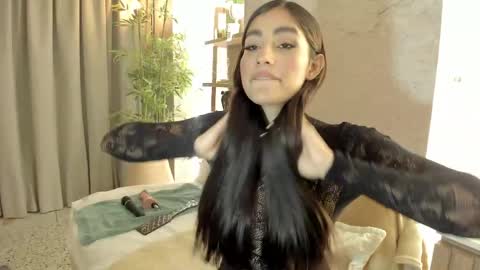 isabelastefano online show from 05-02-26, 03:44