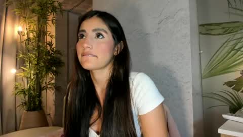 Snapshot of isabelastefano chatting on 05-28-26, 03:26 isabelastefano online show from 05-28-26, 03:26