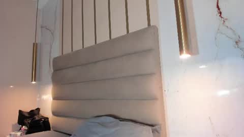 Snapshot of isabelastefano chatting on 06-27-26, 03:33 isabelastefano online show from 06-27-26, 03:33