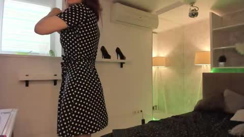 Snapshot of isabelkiss chatting on 09-20-25, 05:52 IsabelKiss online show from 09-20-25, 05:52
