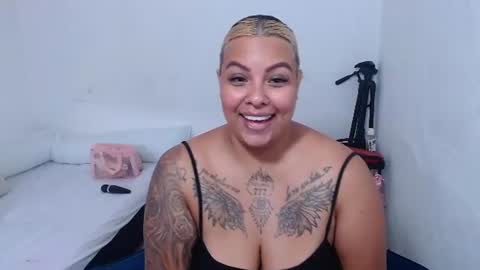  estefania online show from 06-26-26, 01:59