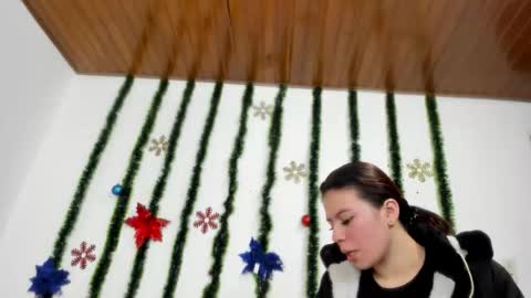 isabella_jaramillo online show from 11-24-25, 12:16