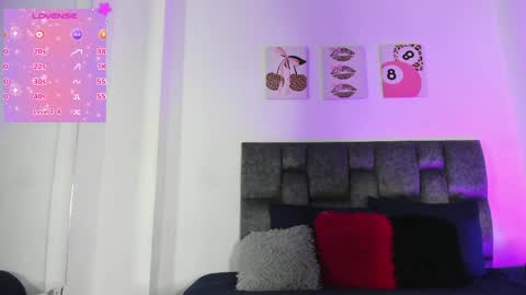 Isabella Moon9 online show from 06-09-26, 11:44