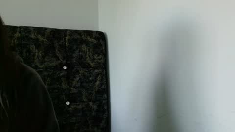 Isabella Nowa online show from 06-22-26, 11:40
