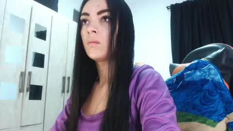 isabella_piercee online show from 05-06-26, 09:36