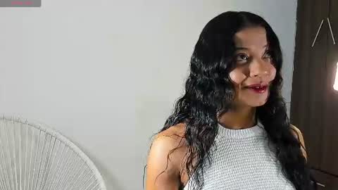 Snapshot of isabella_savina chatting on 06-22-26, 12:35 Isabella online show from 06-22-26, 12:35