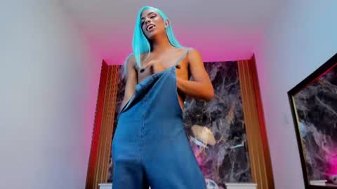 Isabella online show from 07-22-26, 06:43