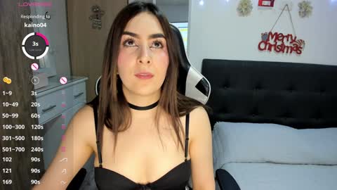 Snapshot of isabella_sea chatting on 12-27-24, 01:53 Isabella Sea online show from 12-27-24, 01:53