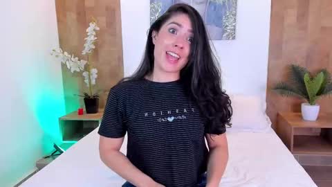 isabella_winkler online show from 12-14-25, 04:12