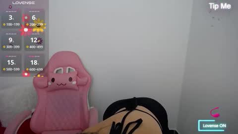 Snapshot of isabella_wish1 chatting on 10-10-25, 02:05 isabella_wish1 online show from 10-10-25, 02:05