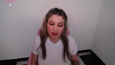 Snapshot of isabella_wish1 chatting on 07-08-26, 02:38 isabella_wish1 online show from 07-08-26, 02:38